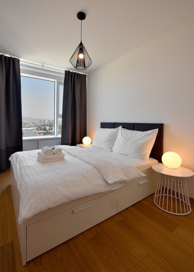Twin City Rooftop By Ambiente Bratislava Ngoại thất bức ảnh