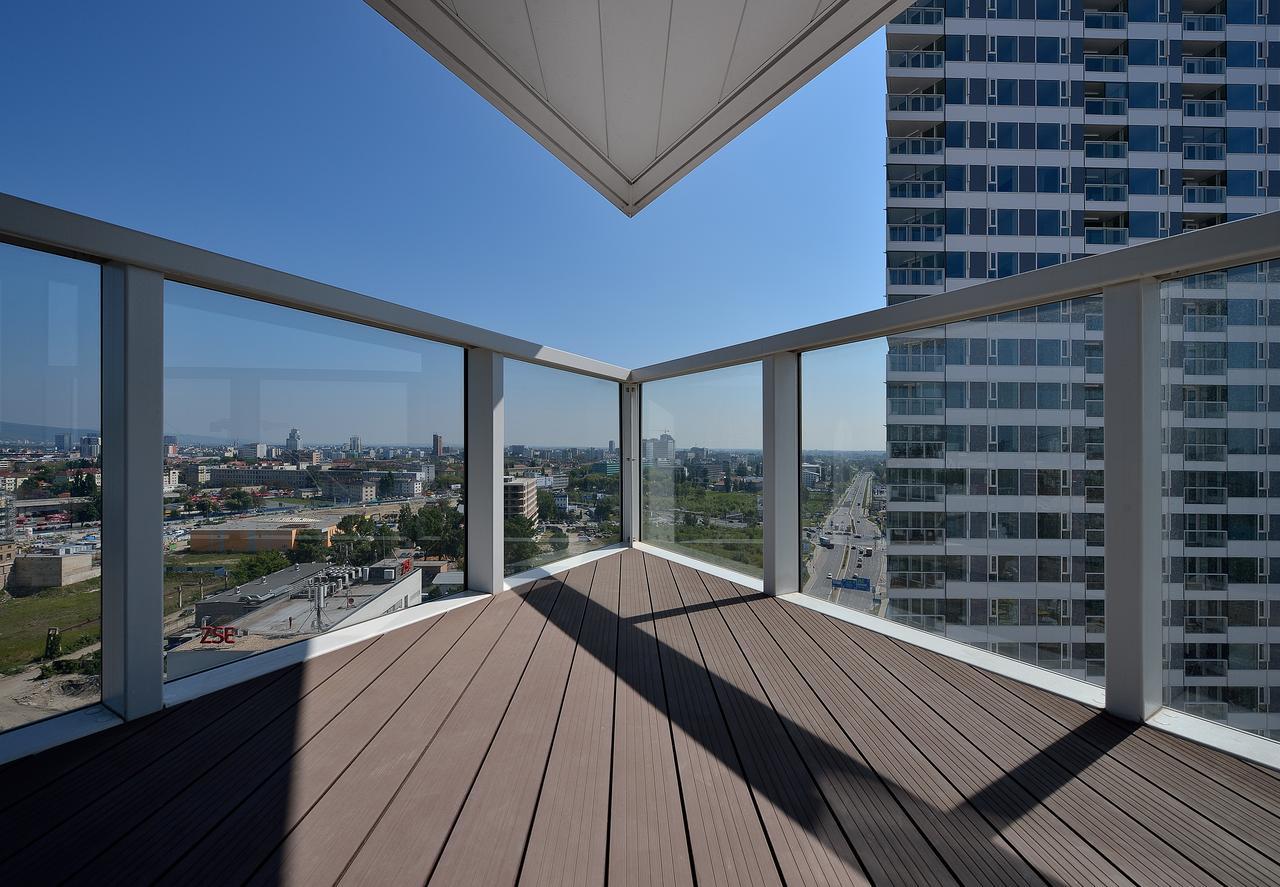 Twin City Rooftop By Ambiente Bratislava Ngoại thất bức ảnh