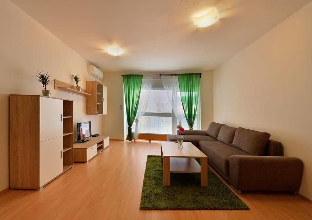 Twin City Rooftop By Ambiente Bratislava Ngoại thất bức ảnh